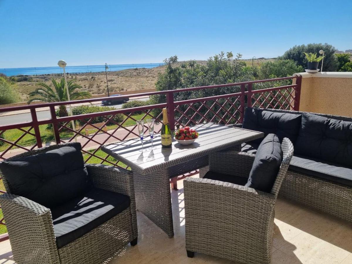 Vista Al Mar With Parking Space La Mata  Exterior foto